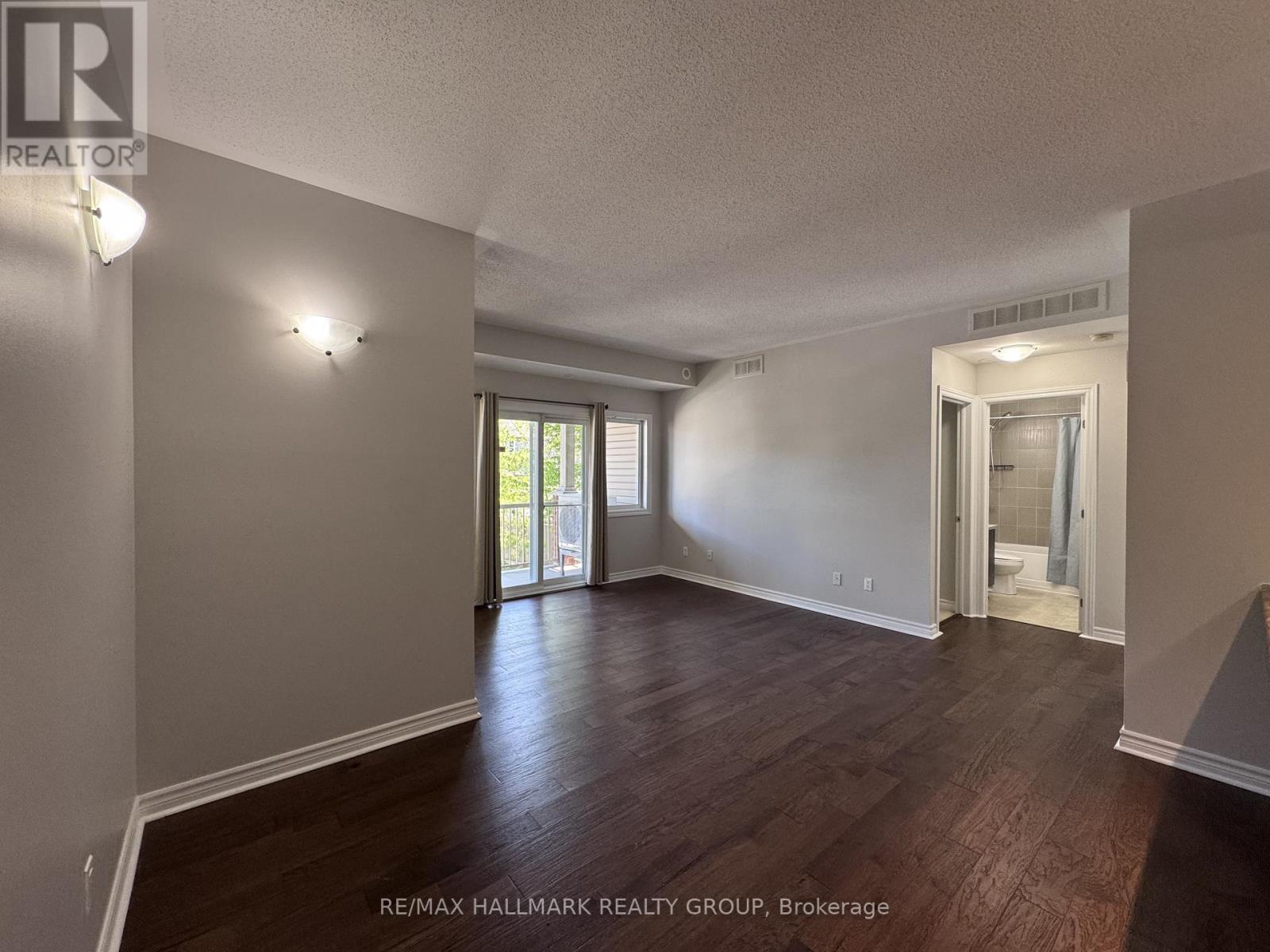 2 Bed, 1 Bath House for Rent in Ottawa – C – 140 MOCHA PRIVATE, Ottawa – MLS# X13412748 - Image 7