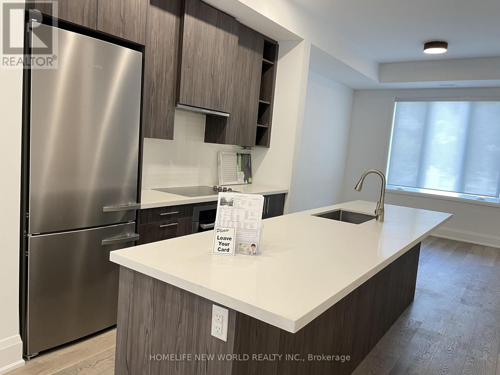 #2 25 DERVOCK CRESCENT - 11
