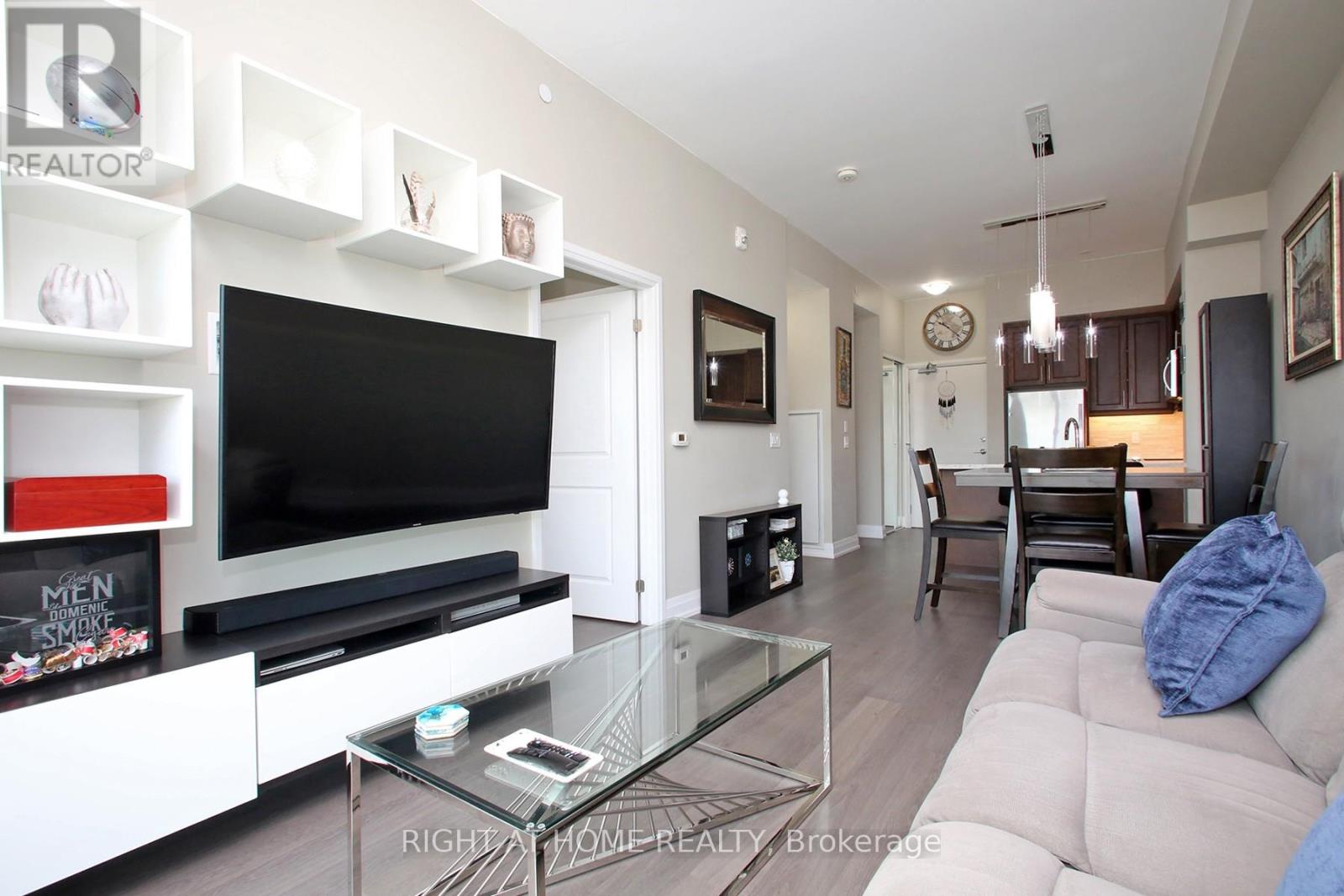 #436 555 WILLIAM GRAHAM DRIVE - 11
