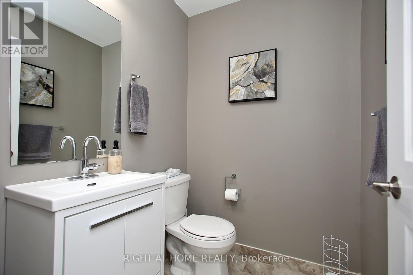 #436 555 WILLIAM GRAHAM DRIVE - 20