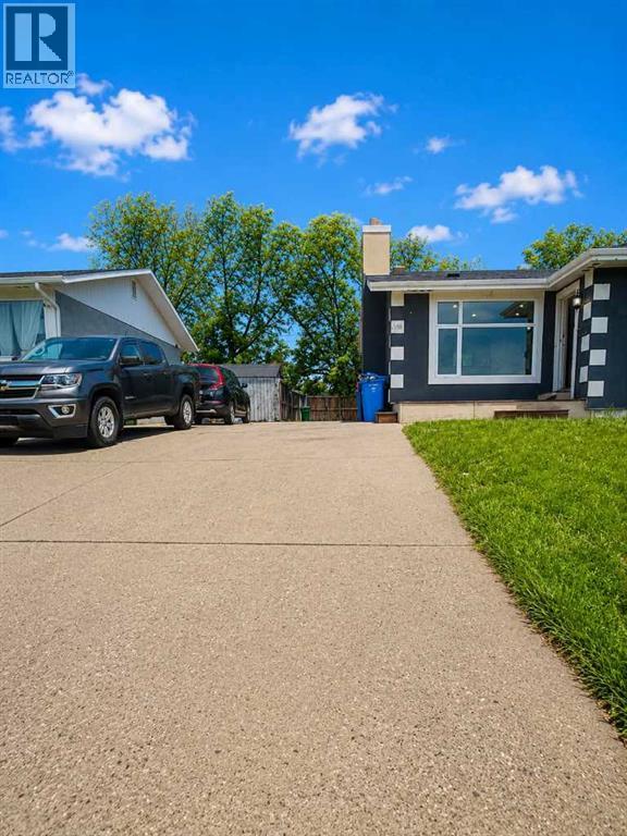 4968 Marcombe Road NE - photo 2