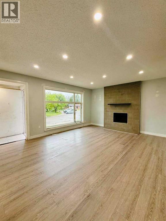 4968 Marcombe Road NE - photo 4