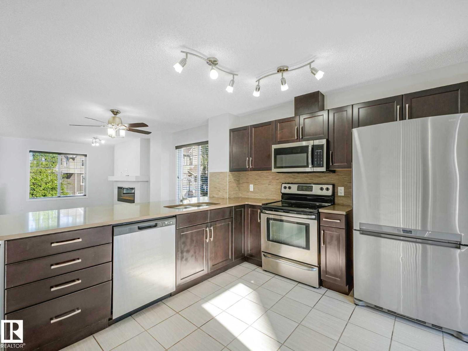 #77 4050 SAVARYN DR SW — photo 16