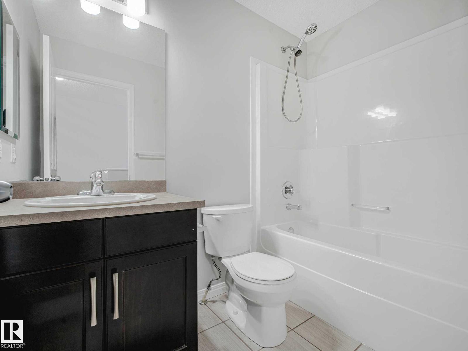 #77 4050 SAVARYN DR SW — photo 33