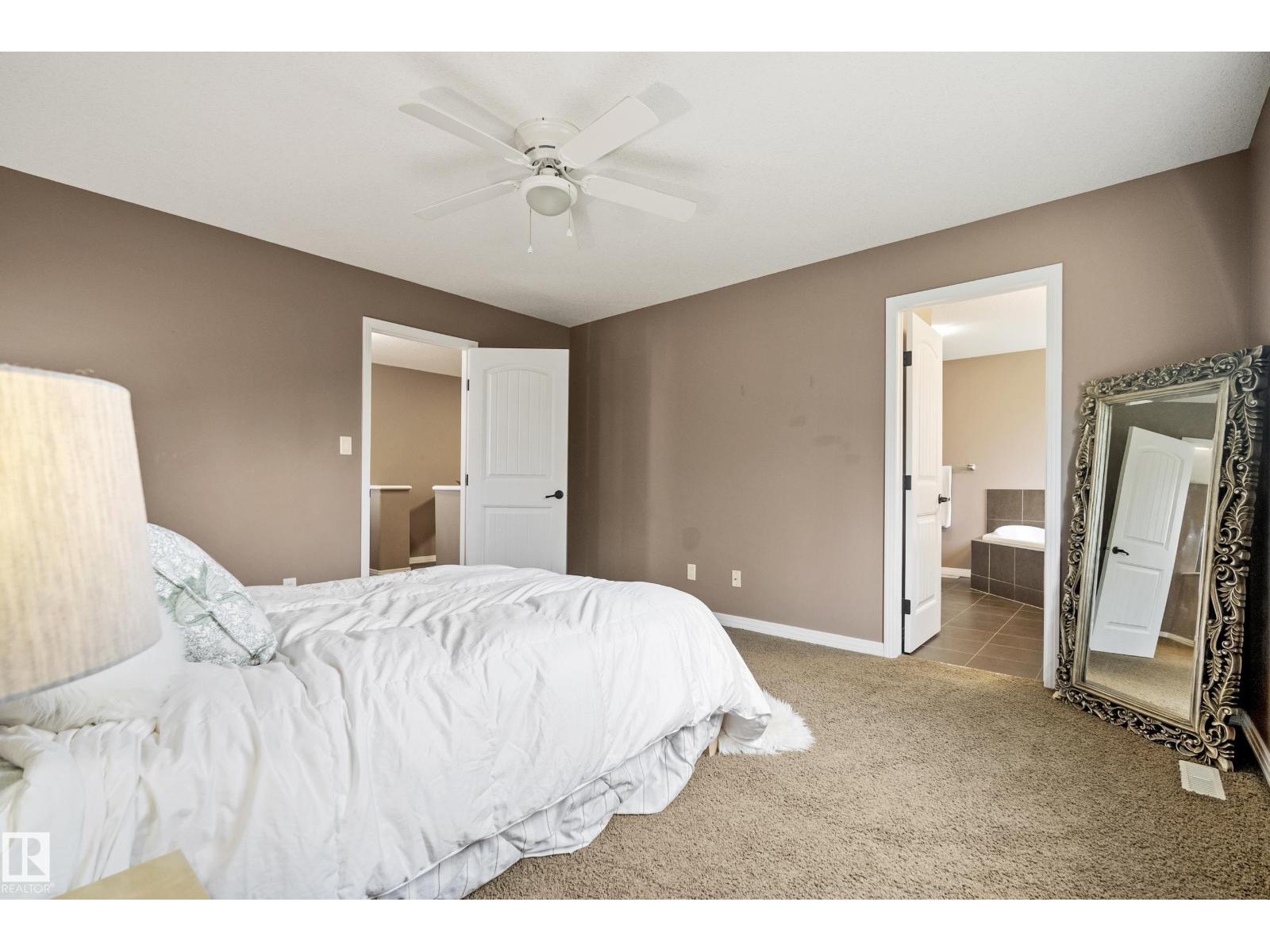 6715 19 AV SW - 22