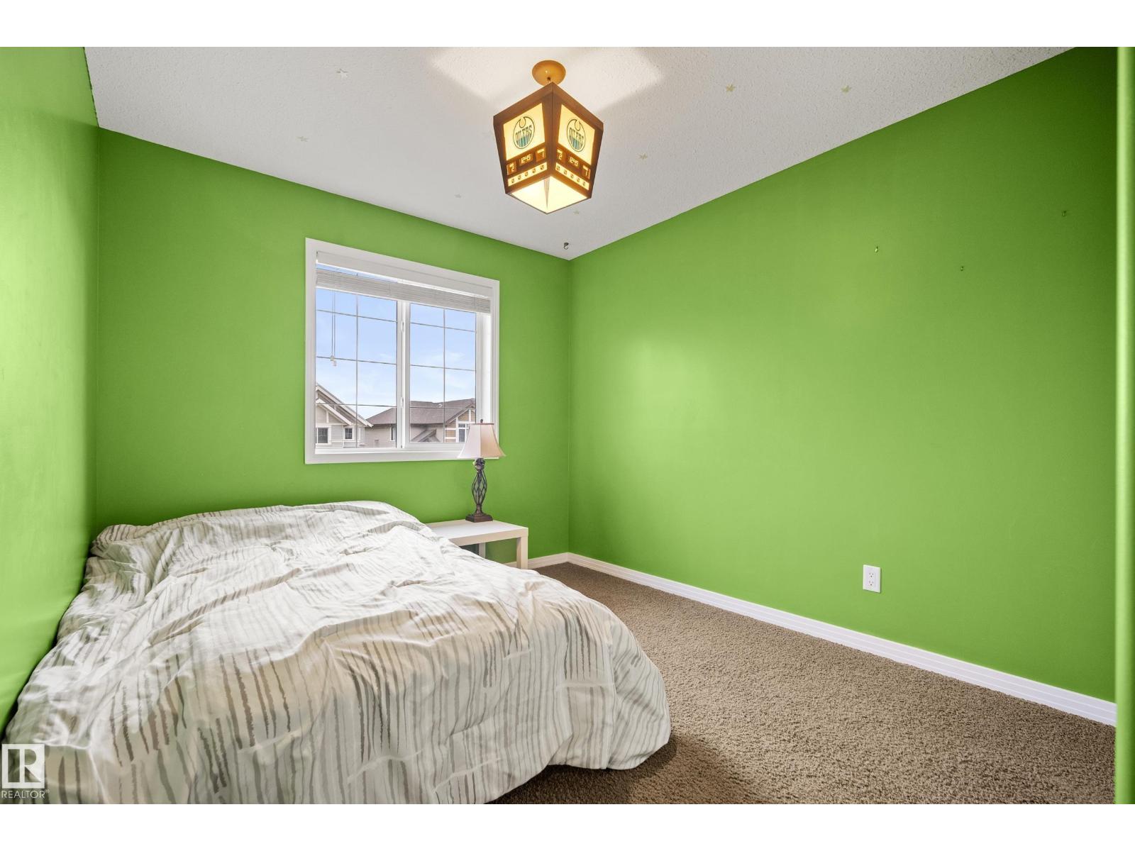 6715 19 AV SW - 30