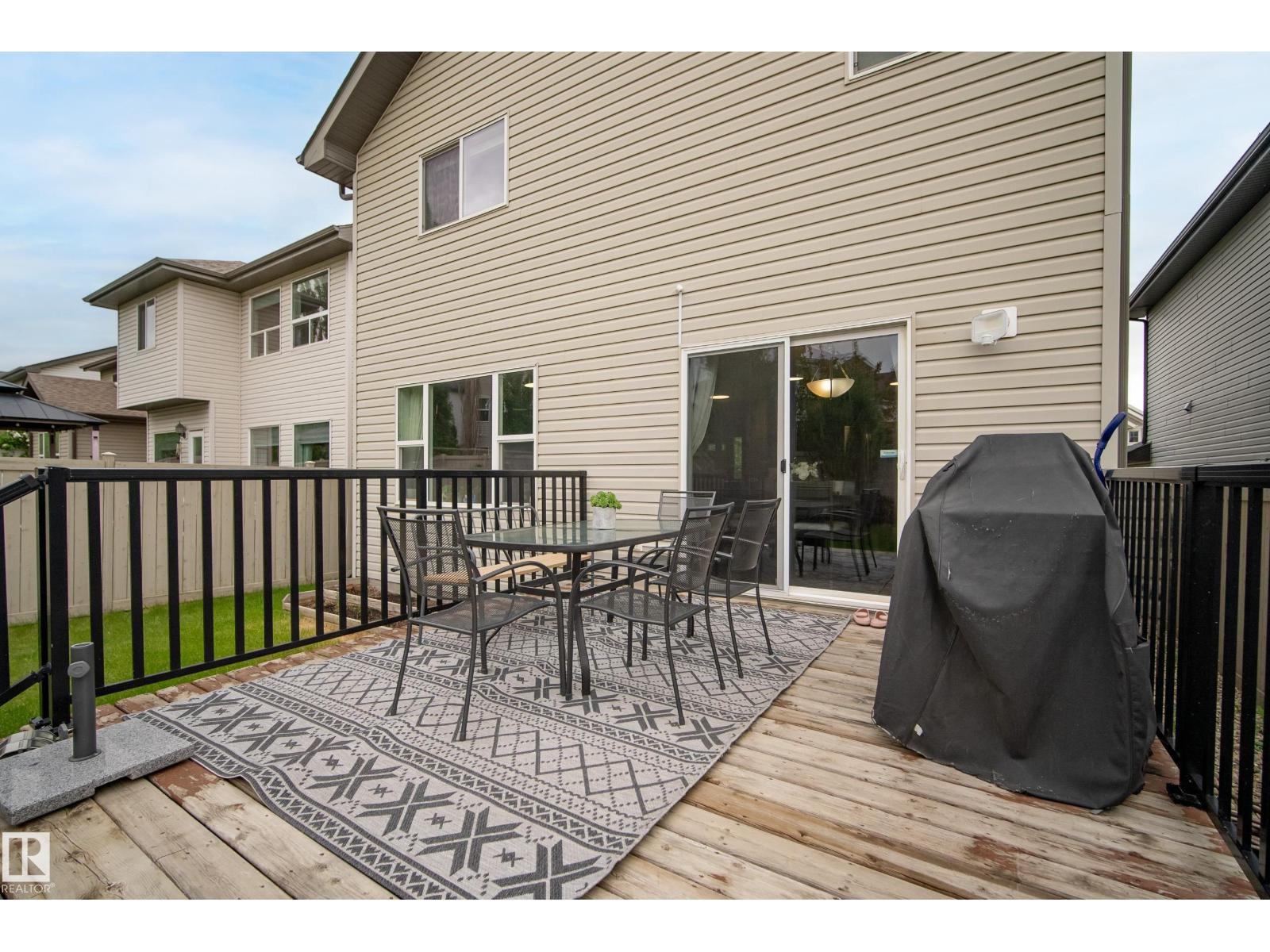 6715 19 AV SW - 38
