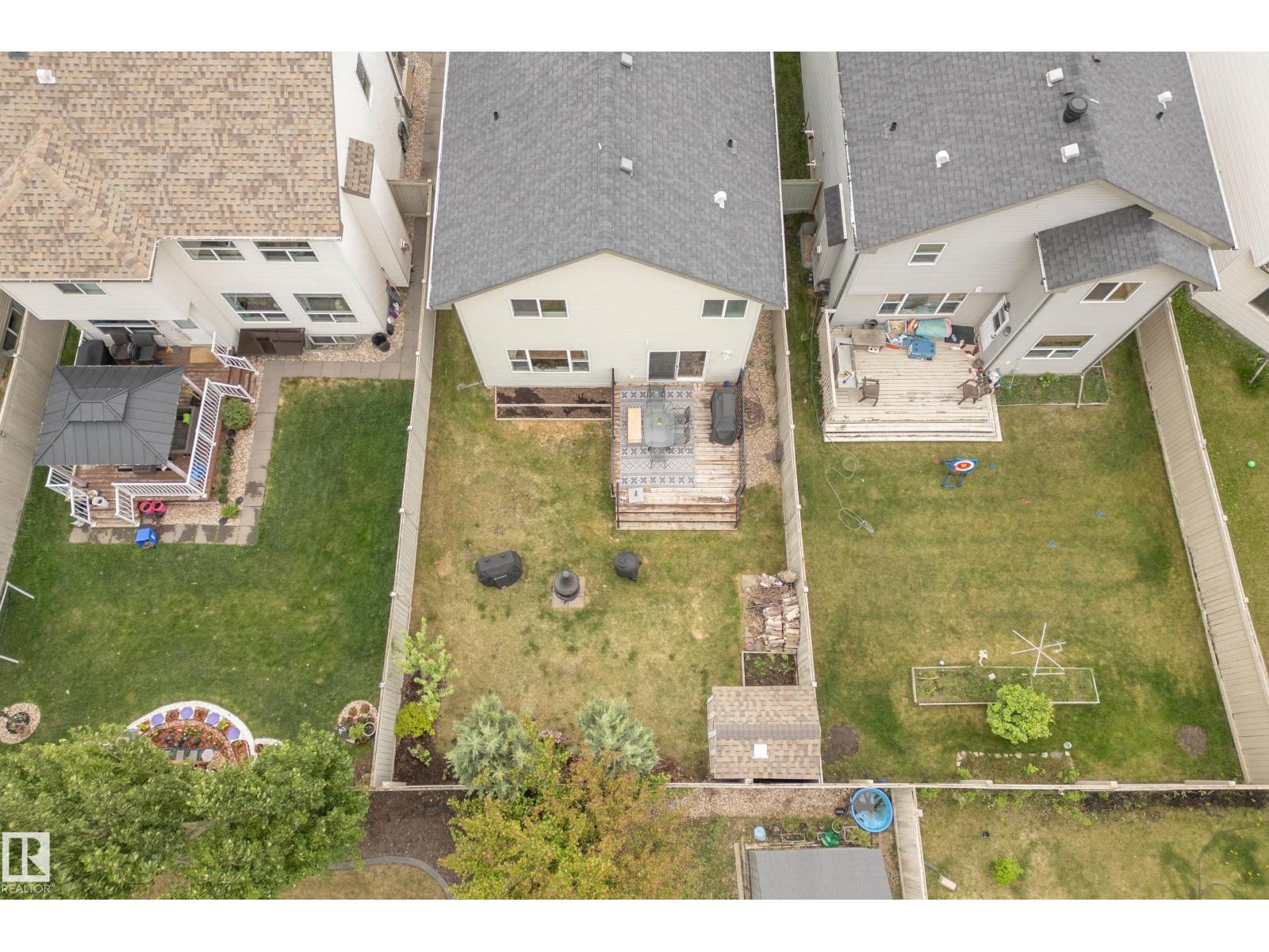 6715 19 AV SW — photo 43