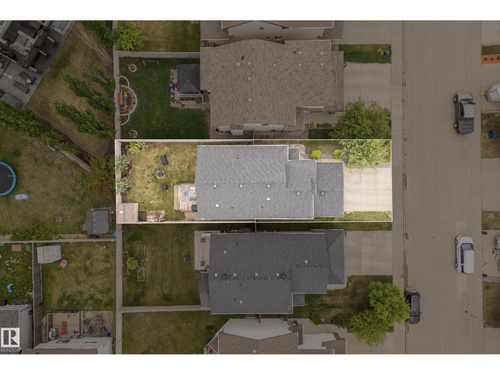 6715 19 AV SW - 44