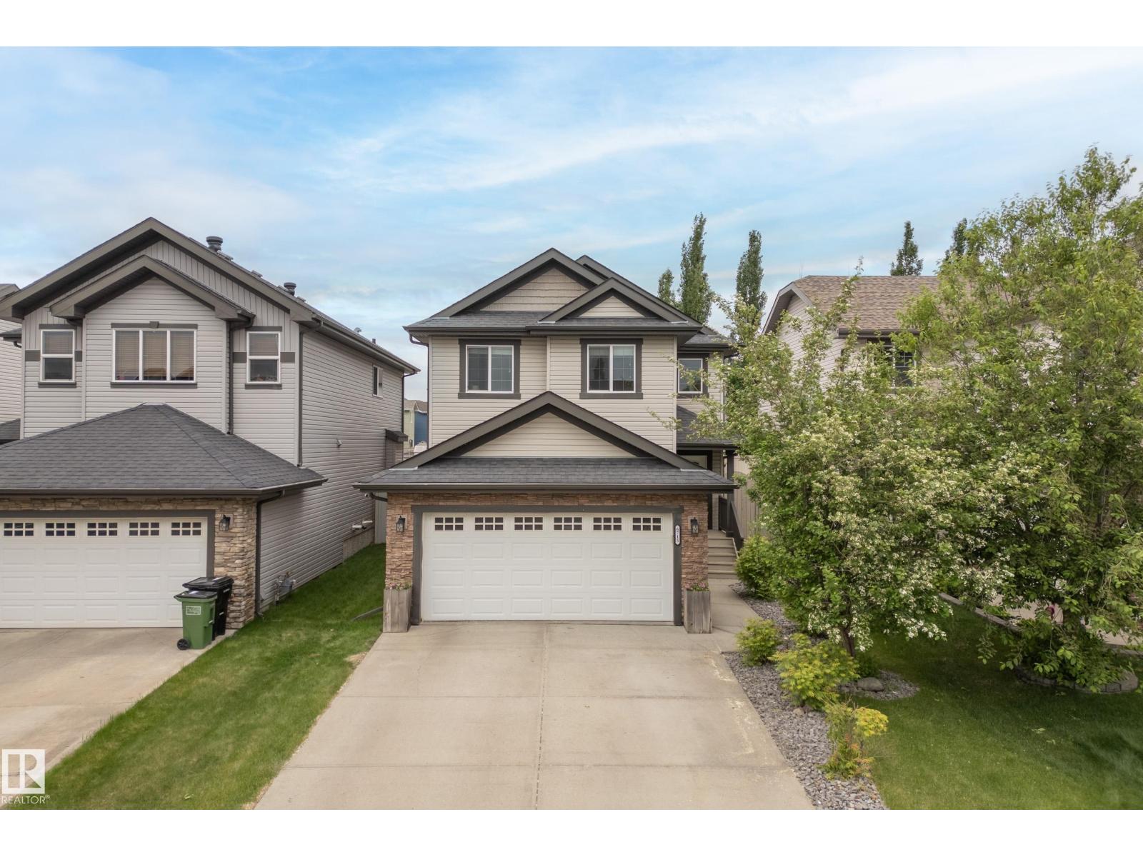6715 19 AV SW — photo 48