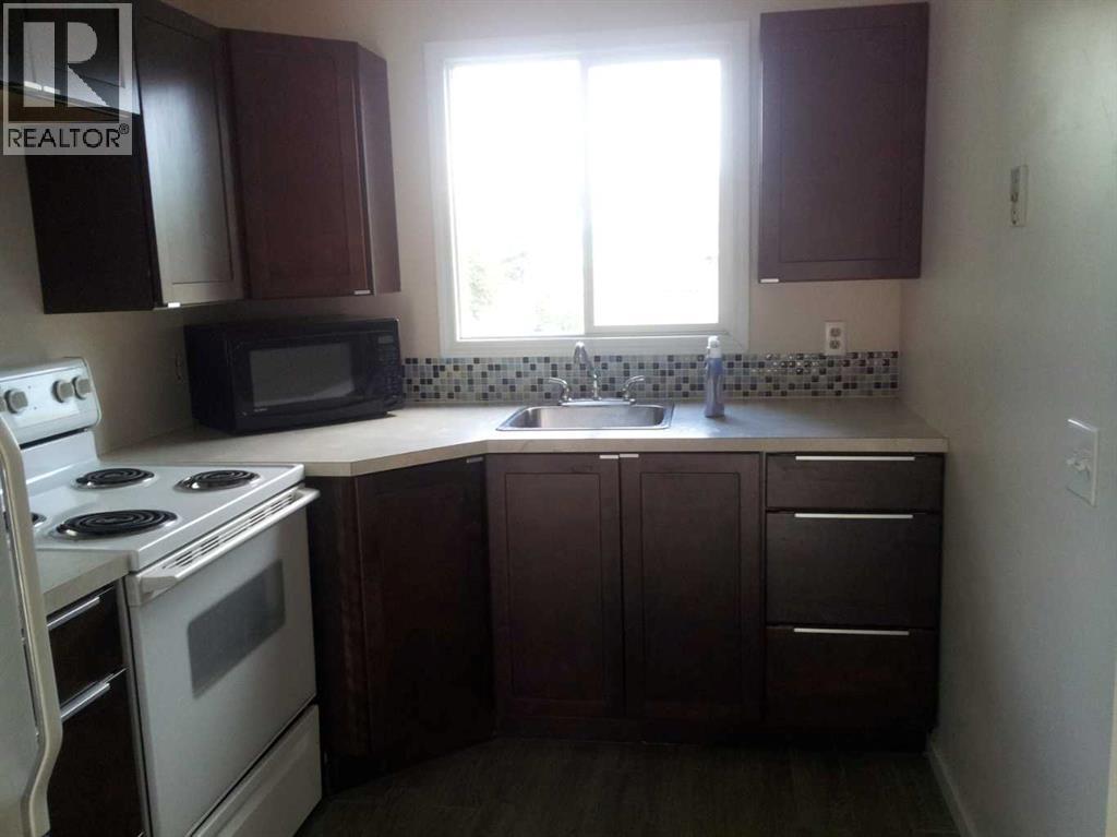 3256 Doverville Crescent SE — photo 6