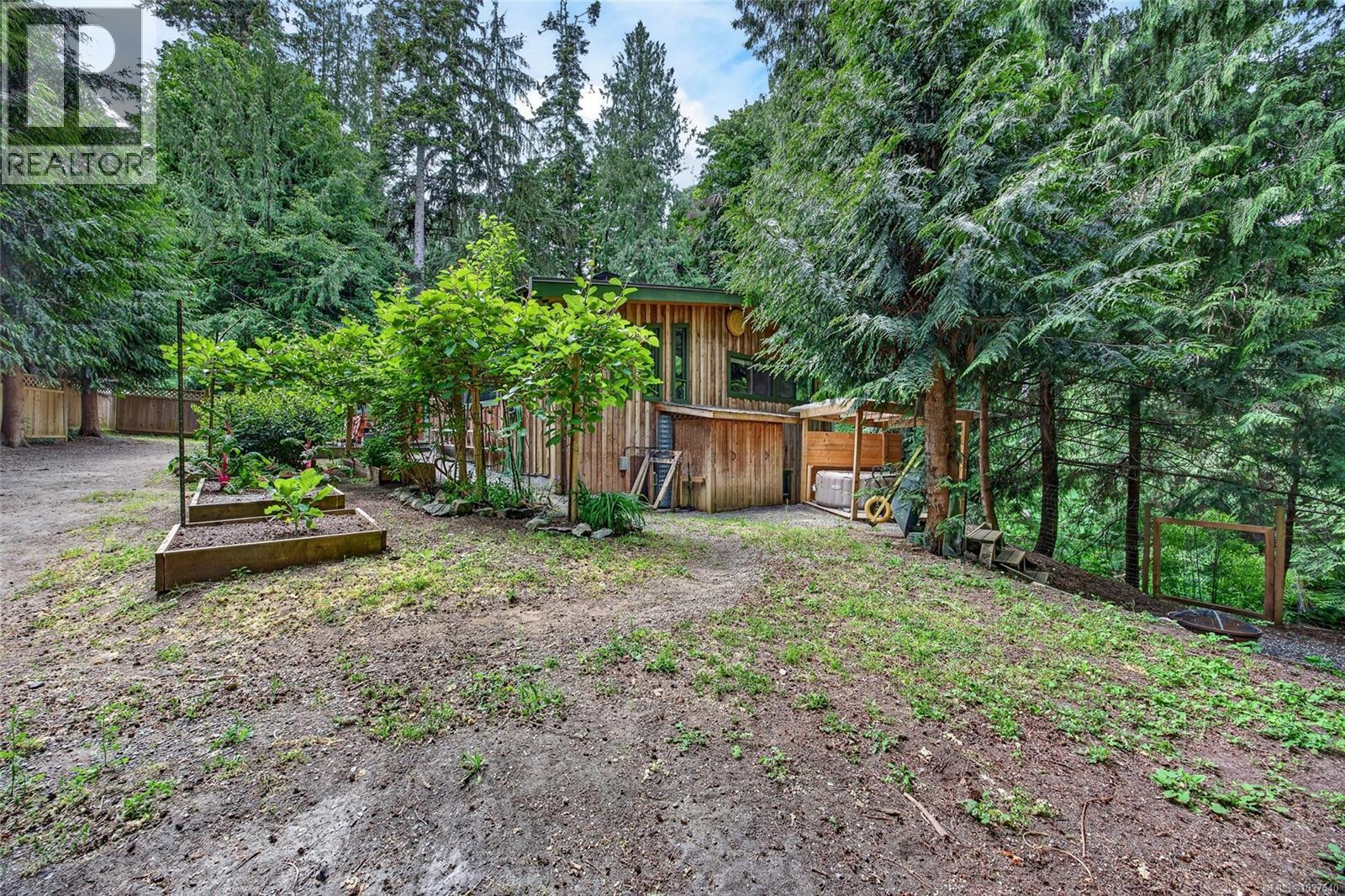 300 Walkers Hook Rd, Salt Spring