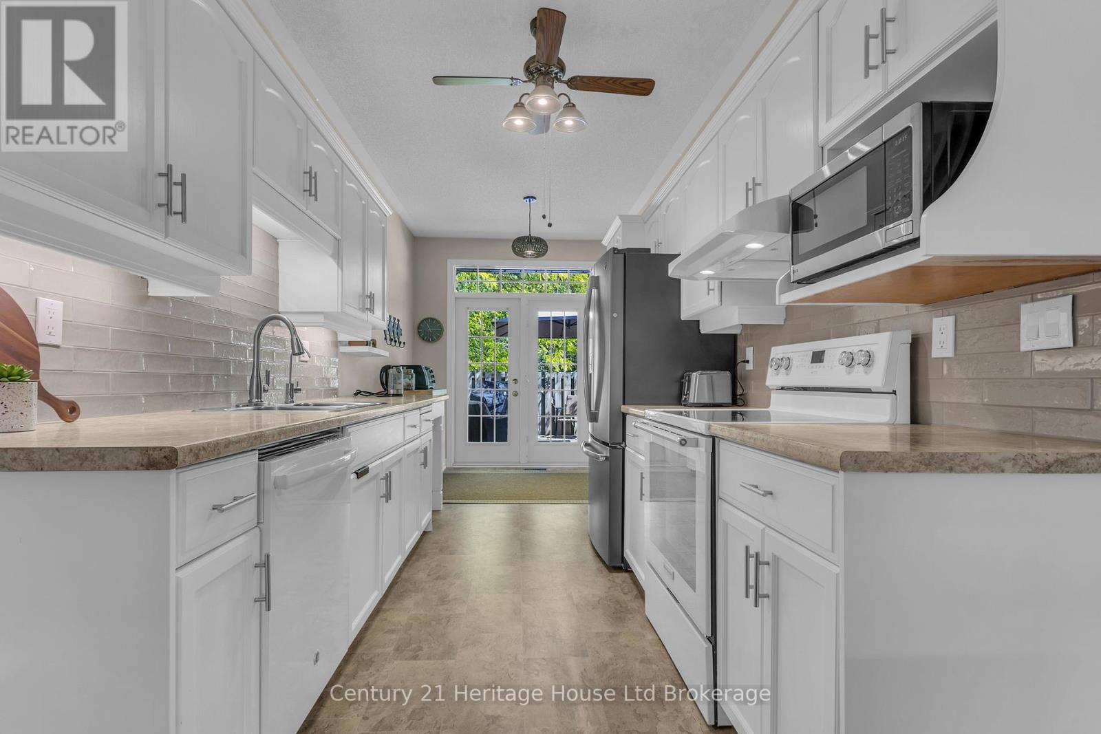 2-bedroom home for sale at 8 - 105 KING STREET, Tillsonburg ON · photo 13 of 41