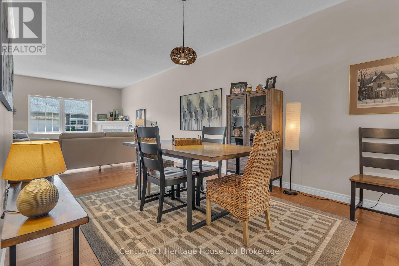 2-bedroom home for sale at 8 - 105 KING STREET, Tillsonburg ON · photo 27 of 41