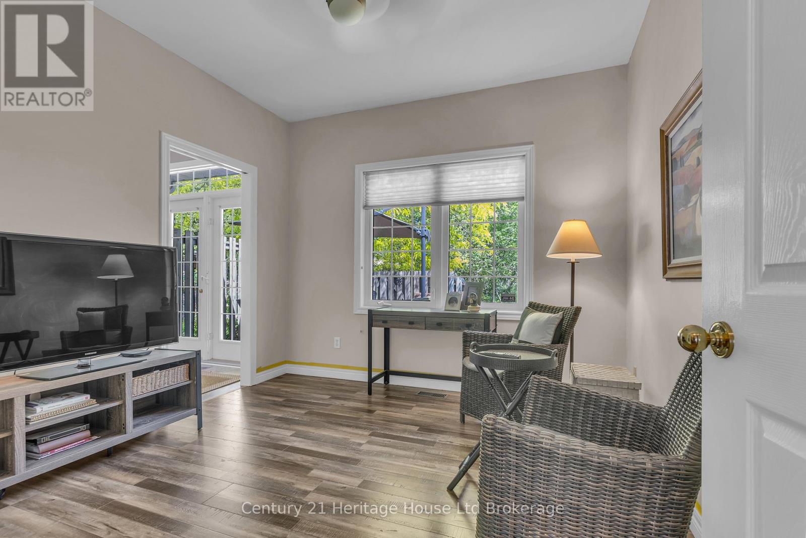 2-bedroom home for sale at 8 - 105 KING STREET, Tillsonburg ON · photo 28 of 41