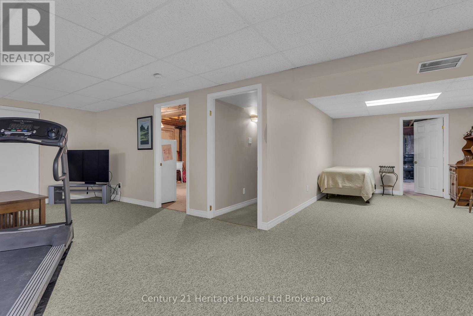 2-bedroom home for sale at 8 - 105 KING STREET, Tillsonburg ON · photo 33 of 41