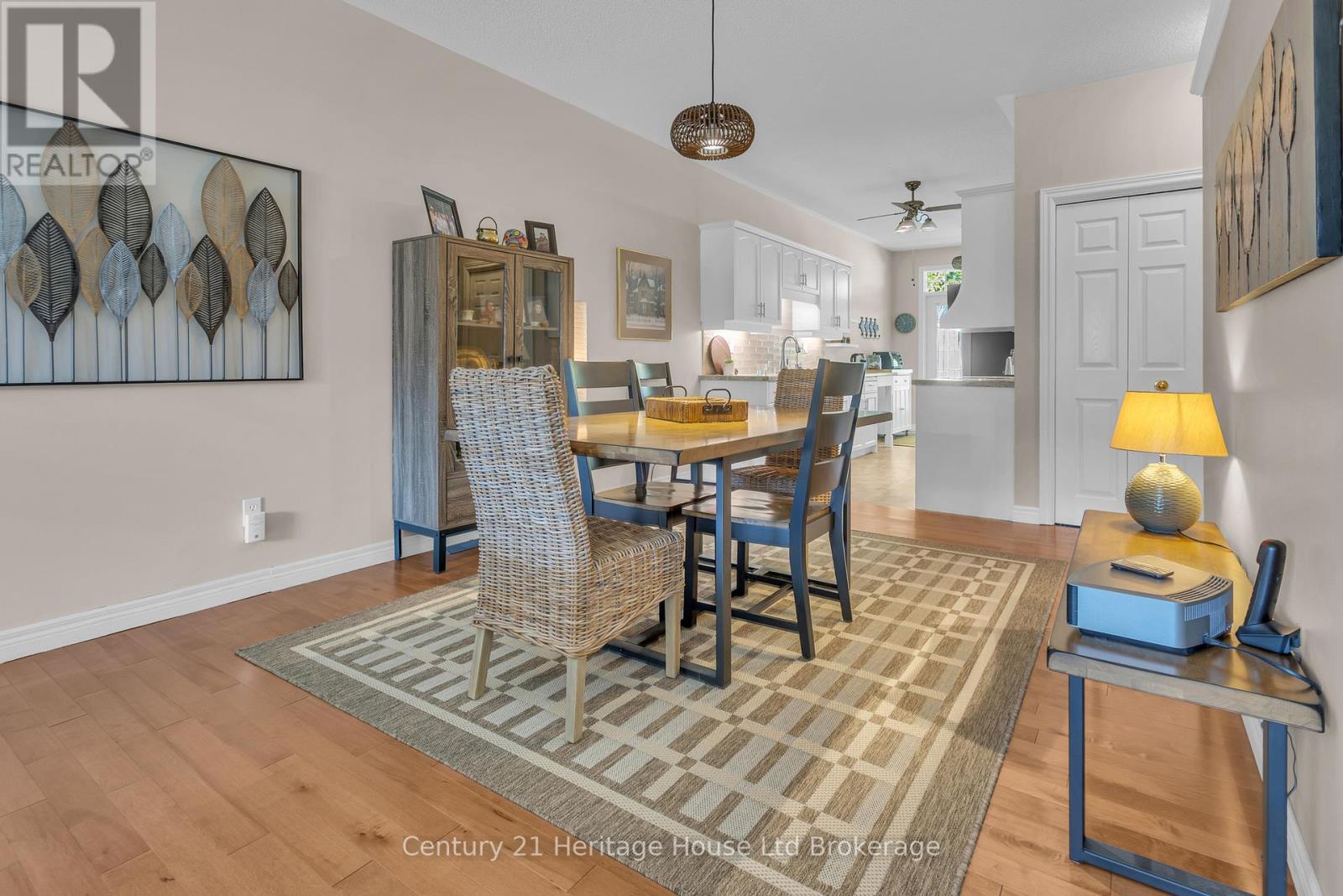 2-bedroom home for sale at 8 - 105 KING STREET, Tillsonburg ON · photo 8 of 41