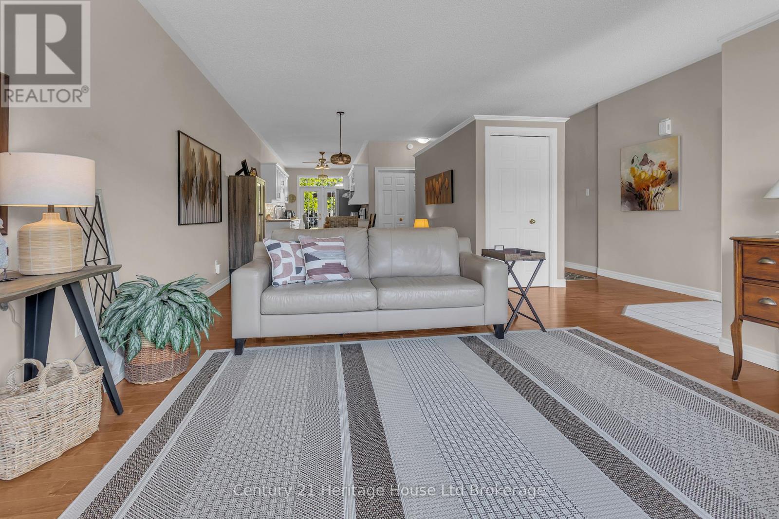 2-bedroom home for sale at 8 - 105 KING STREET, Tillsonburg ON · photo 10 of 41