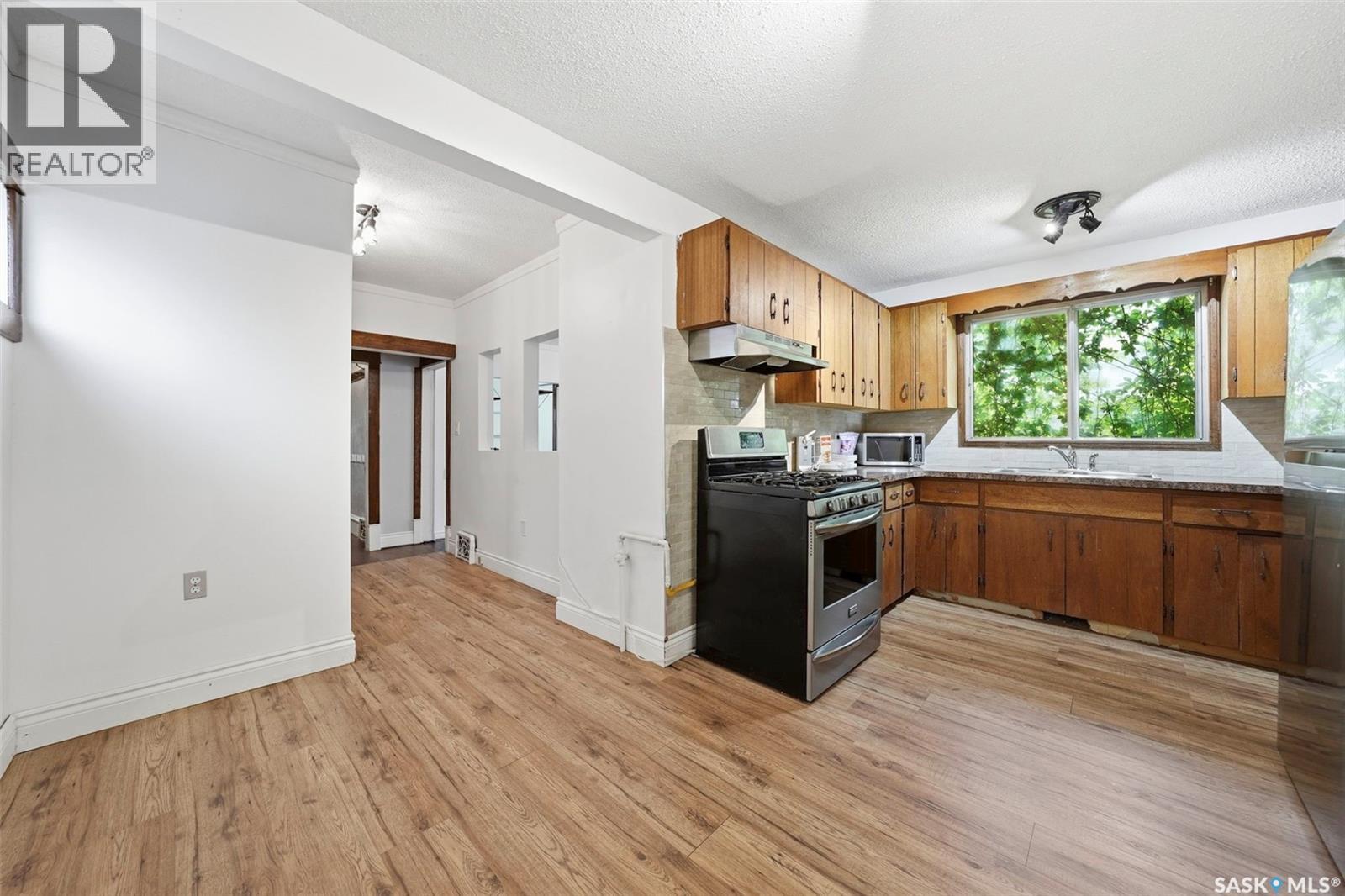 615 G AVENUE S — photo 12