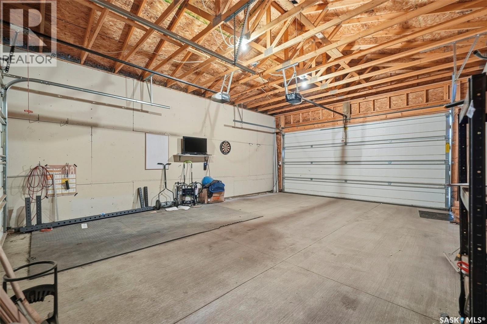 615 G AVENUE S — photo 25