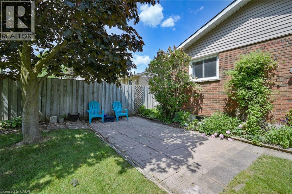 613 DOGWOOD Lane - 34