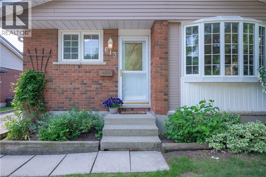 613 DOGWOOD Lane - 5