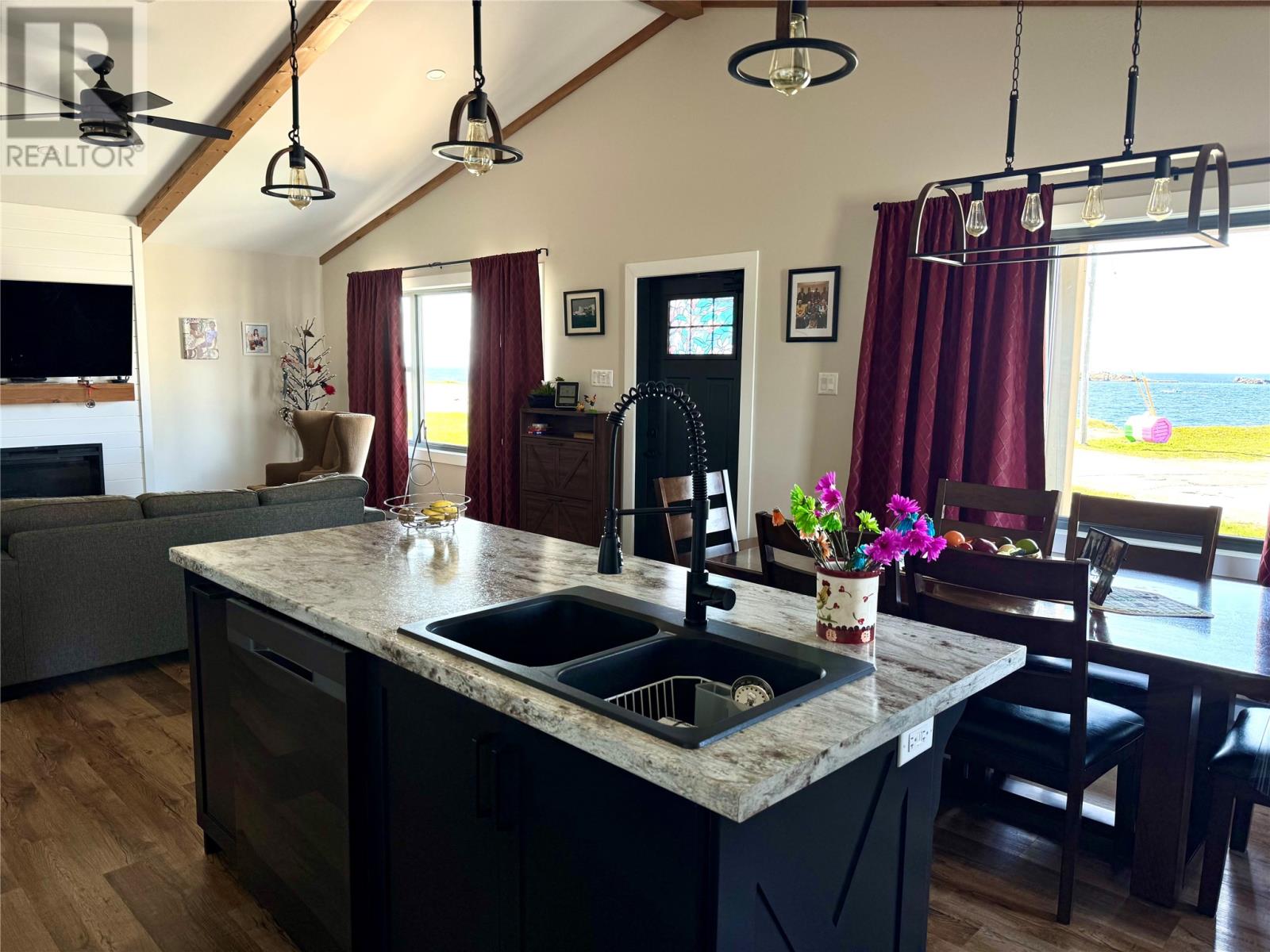23-25 Canaille Road - 11