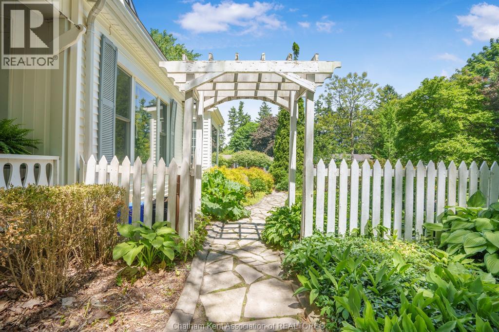 38 Harold STREET South - Image 6