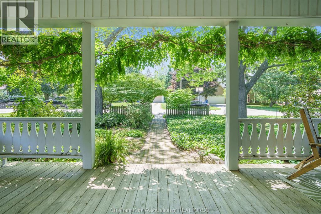 38 Harold STREET South - Image 8
