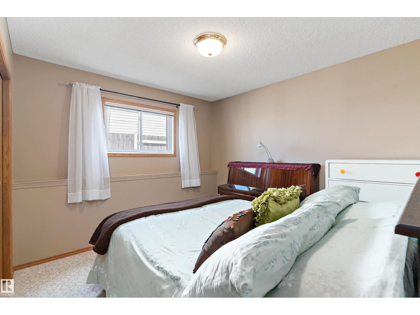 11328 173 AV NW — photo 25