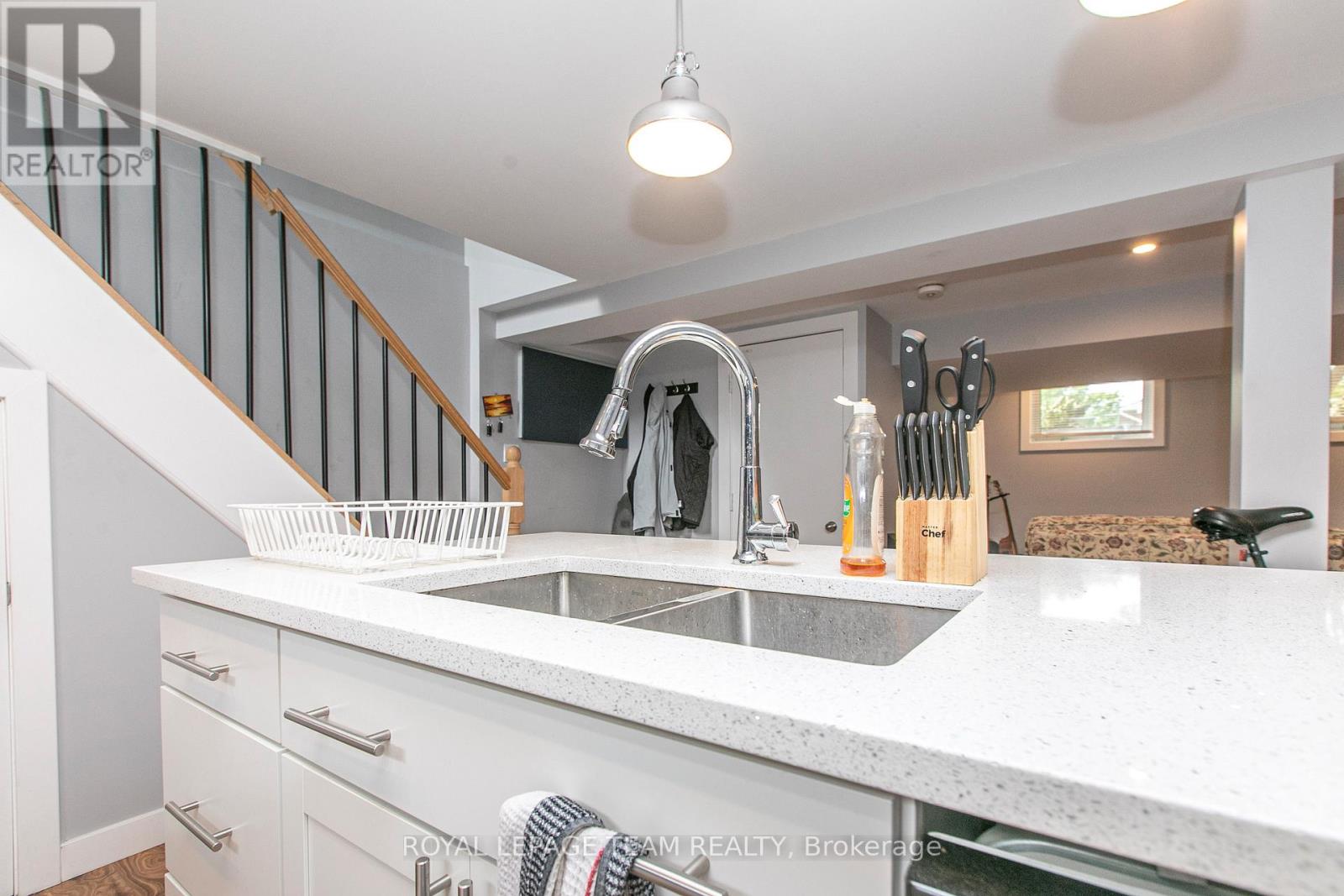 1 Bed, 1 Bath House for Rent in Ottawa – 2 – 1579 DIGBY STREET, Ottawa – MLS# X13412858 - Image 7