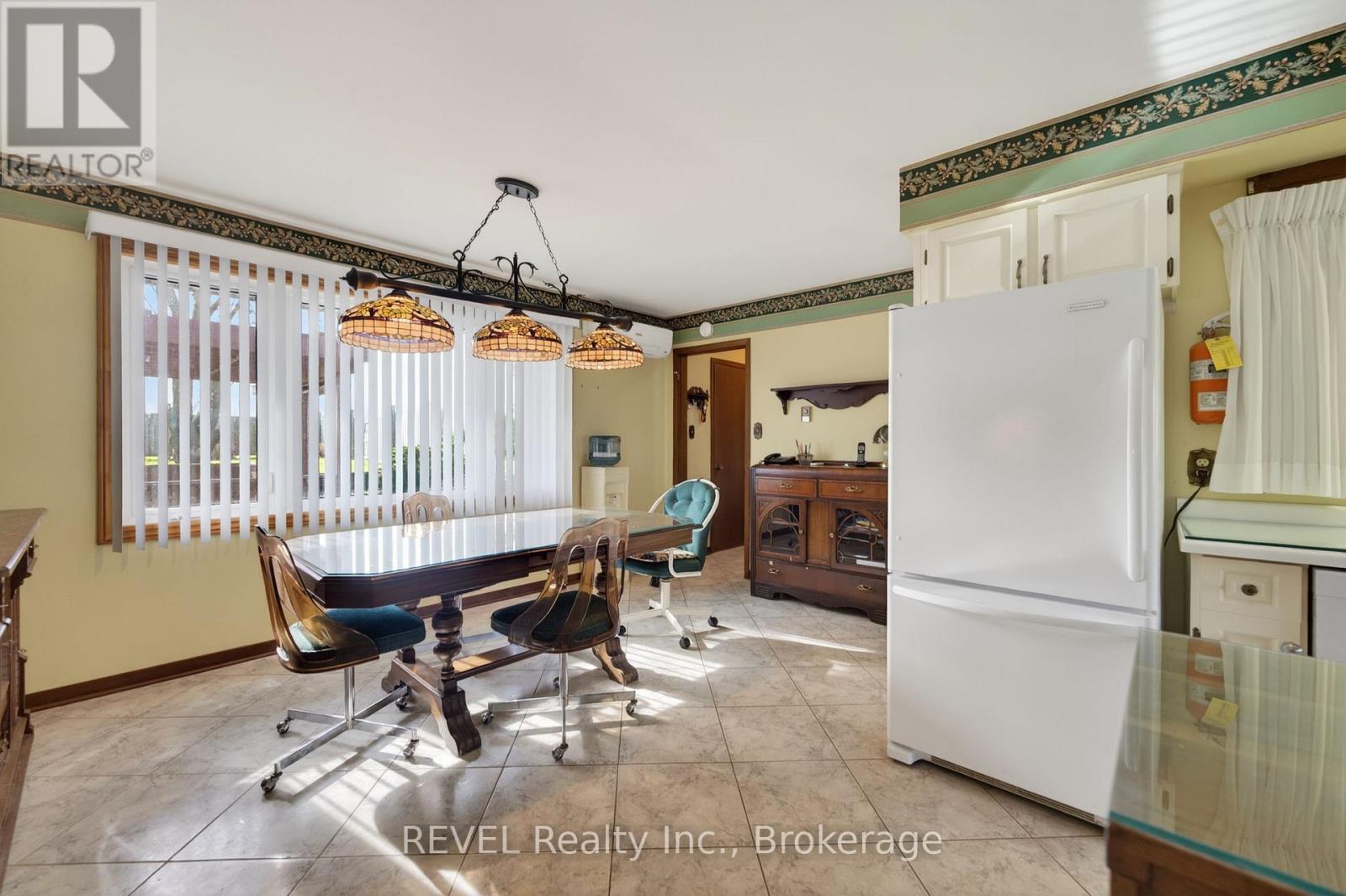 2010 HANSLER STREET - 15