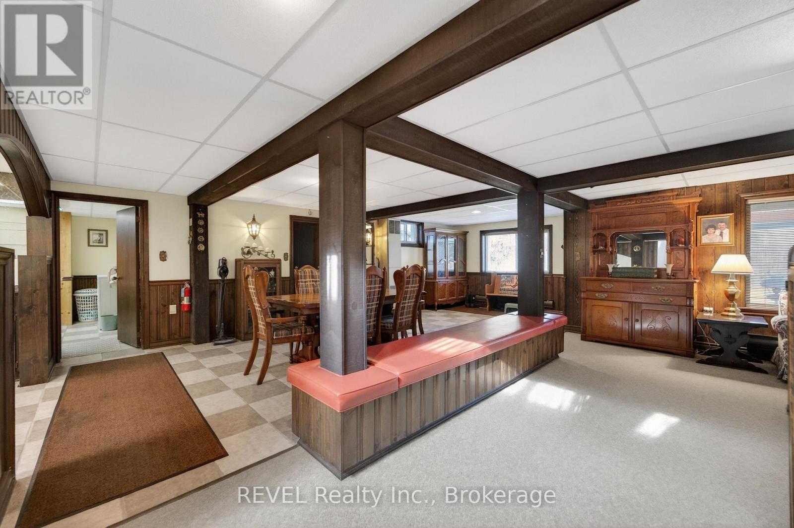 2010 HANSLER STREET - 24
