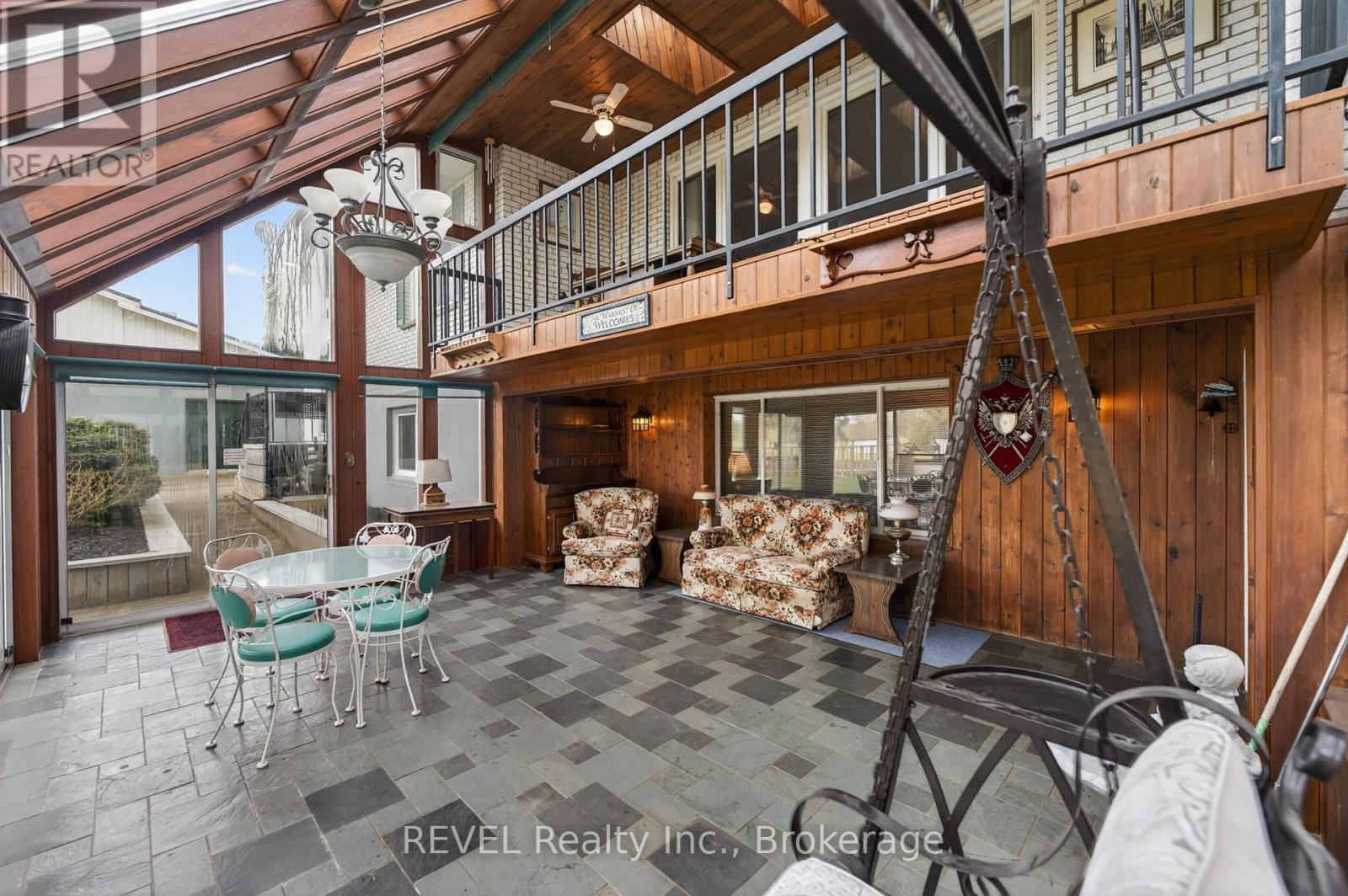 2010 HANSLER STREET - 30