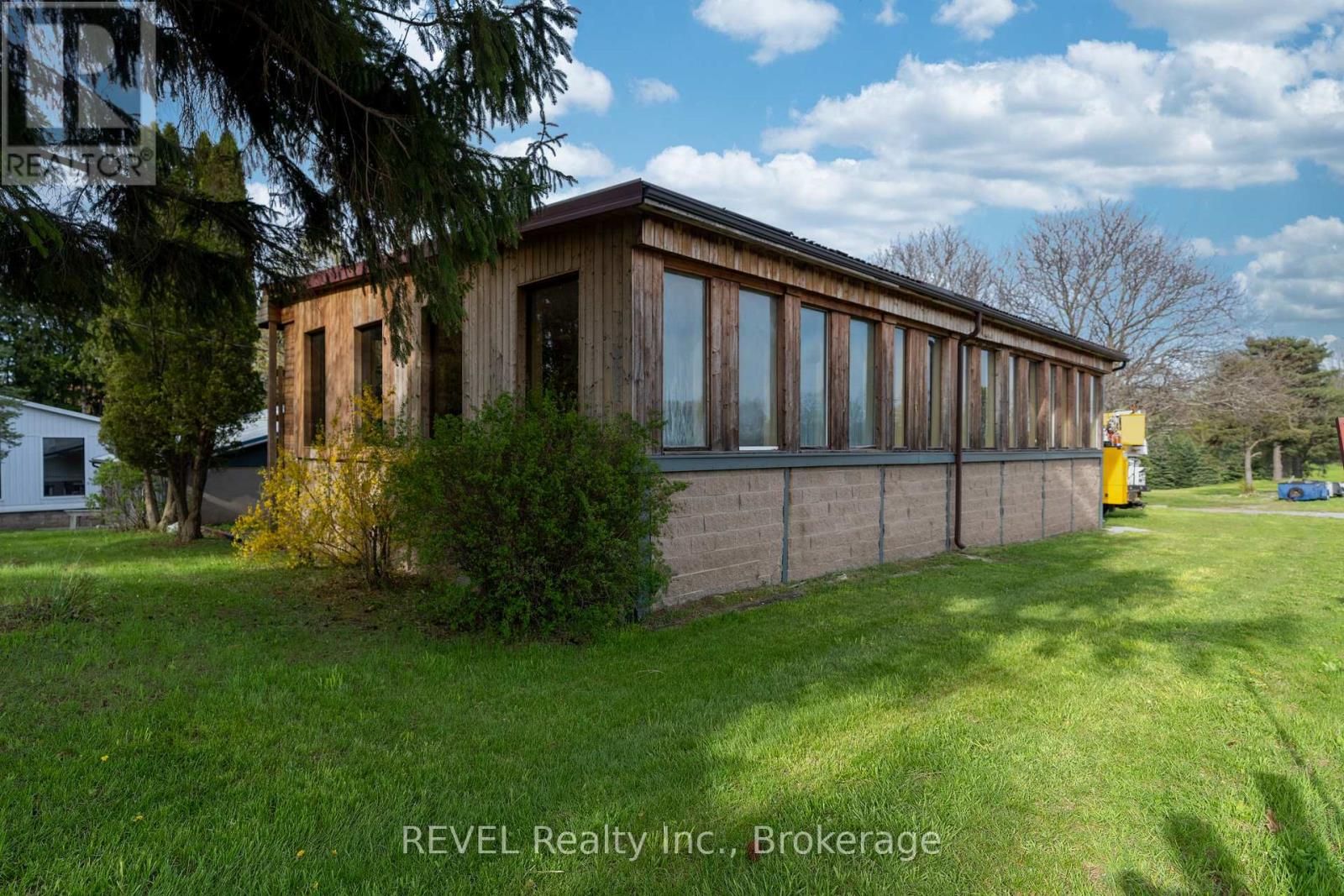 2010 HANSLER STREET - 39