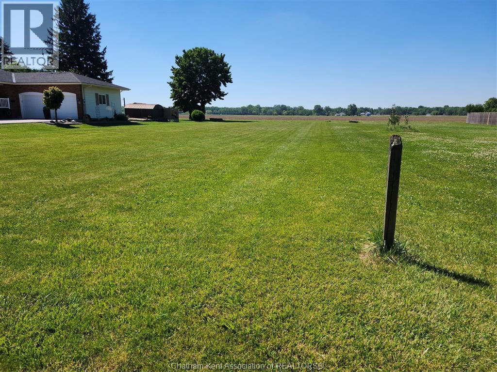 7005 DUFFERIN AVENUE, Wallaceburg — photo 2