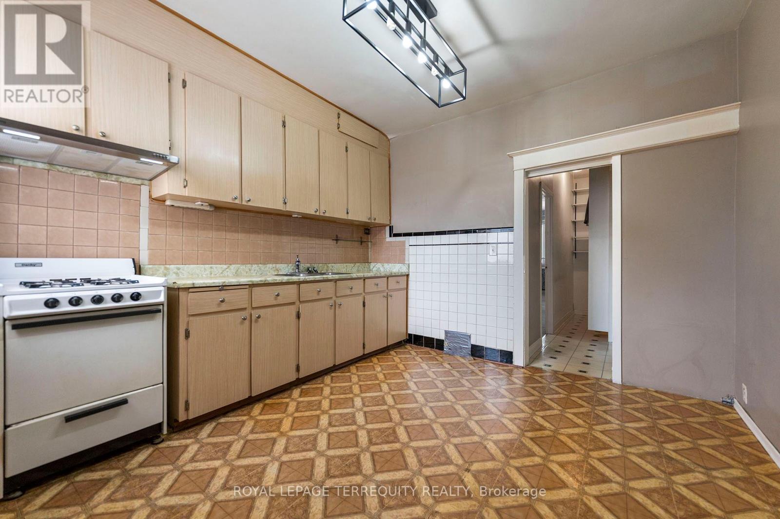 54 ST CLAIR GARDENS - 10