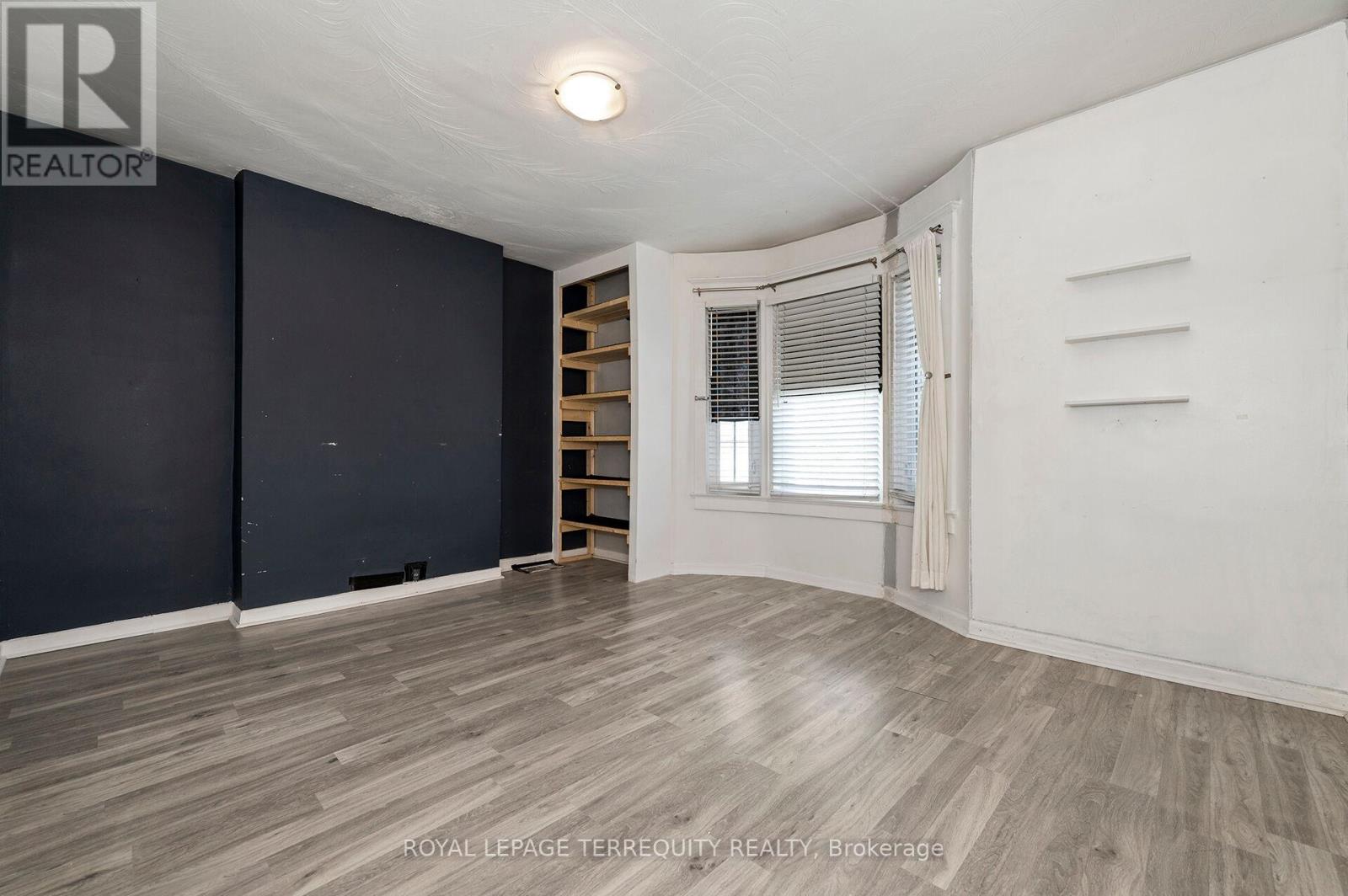 54 ST CLAIR GARDENS - 24