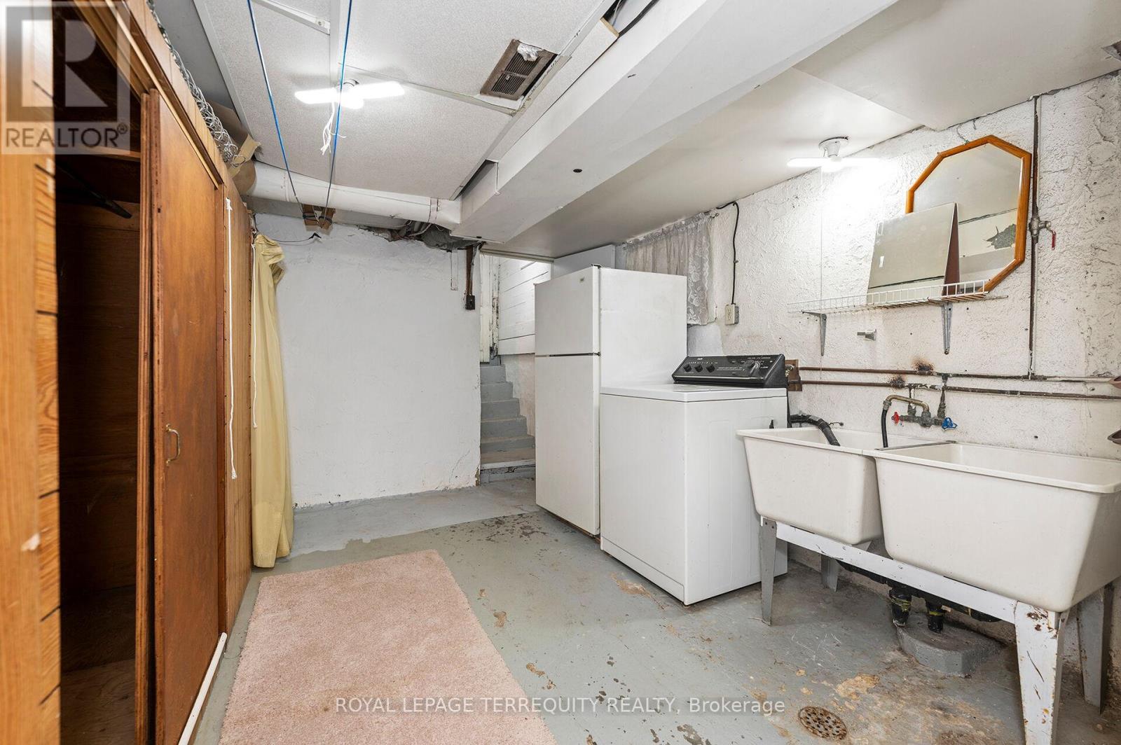 54 ST CLAIR GARDENS - 33