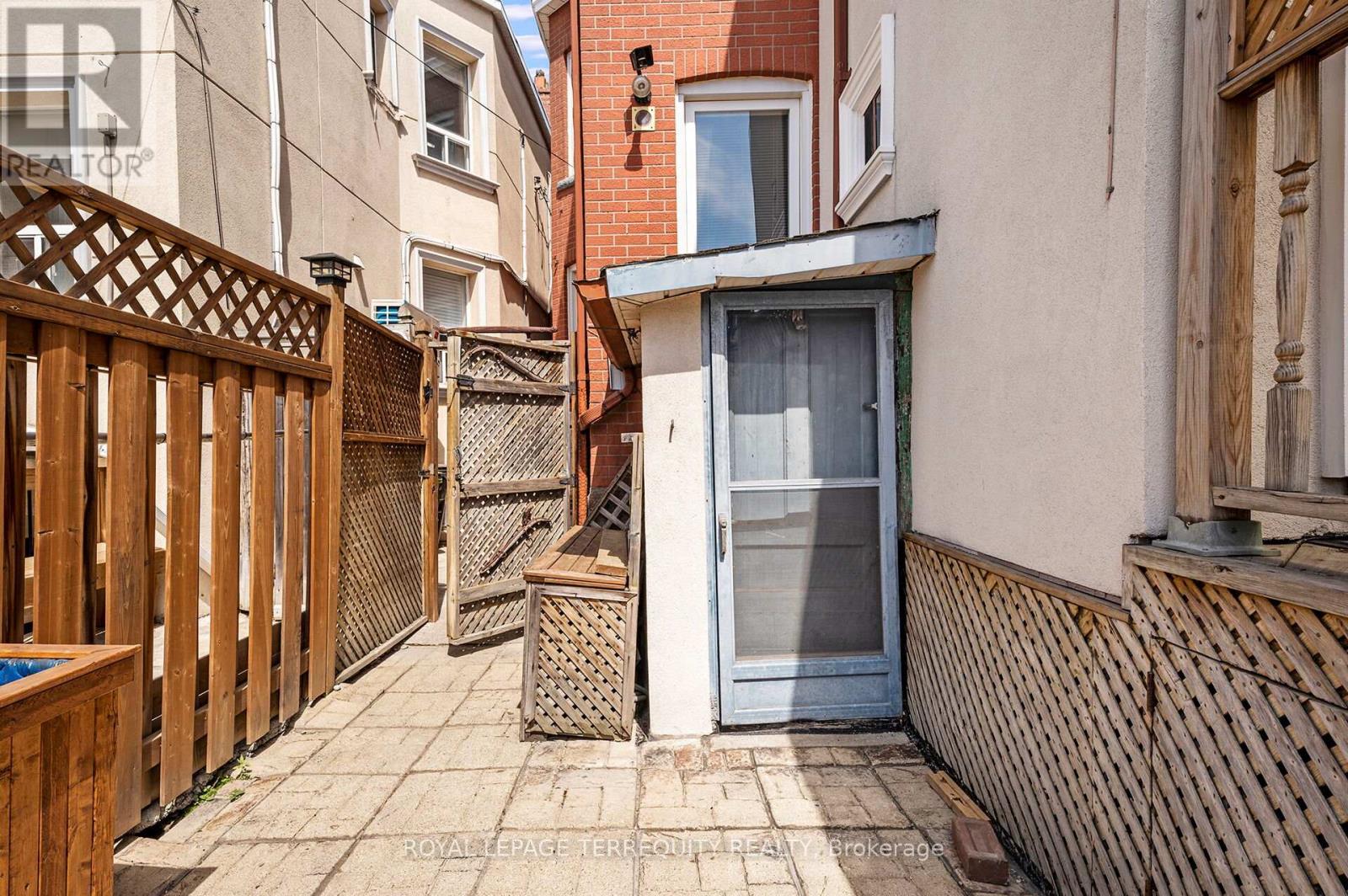 54 ST CLAIR GARDENS - 35
