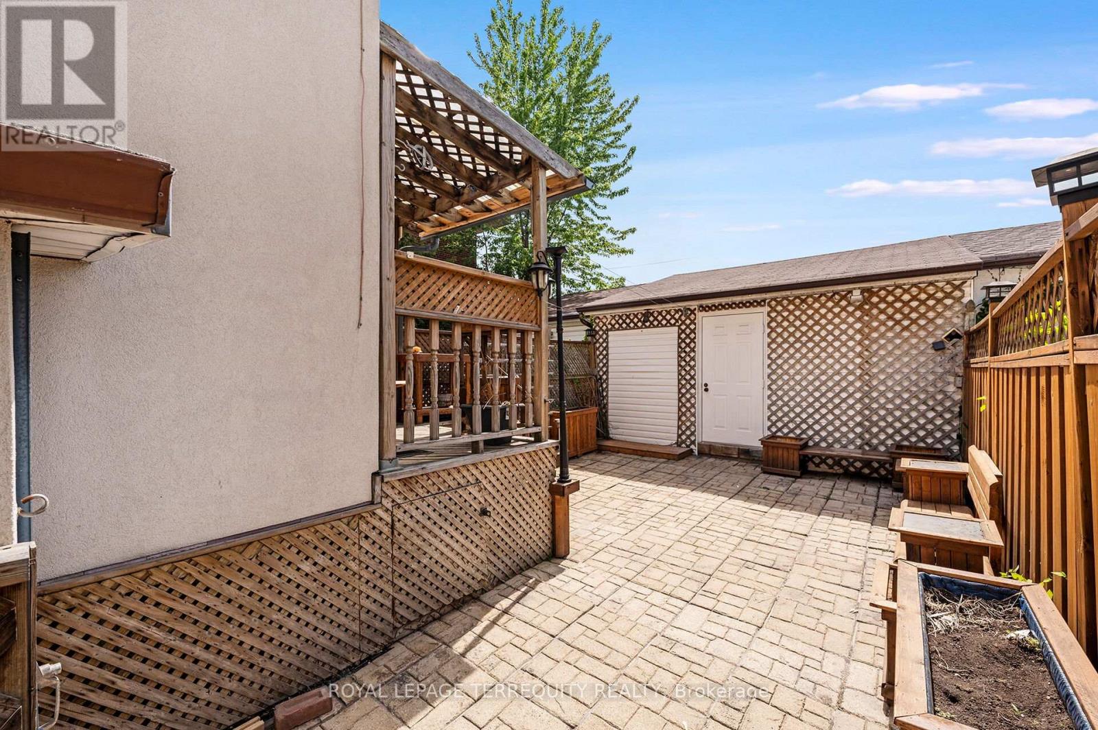 54 ST CLAIR GARDENS - 38
