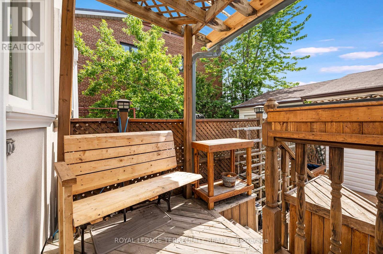 54 ST CLAIR GARDENS - 39