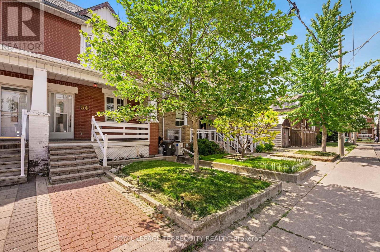 54 ST CLAIR GARDENS - 43