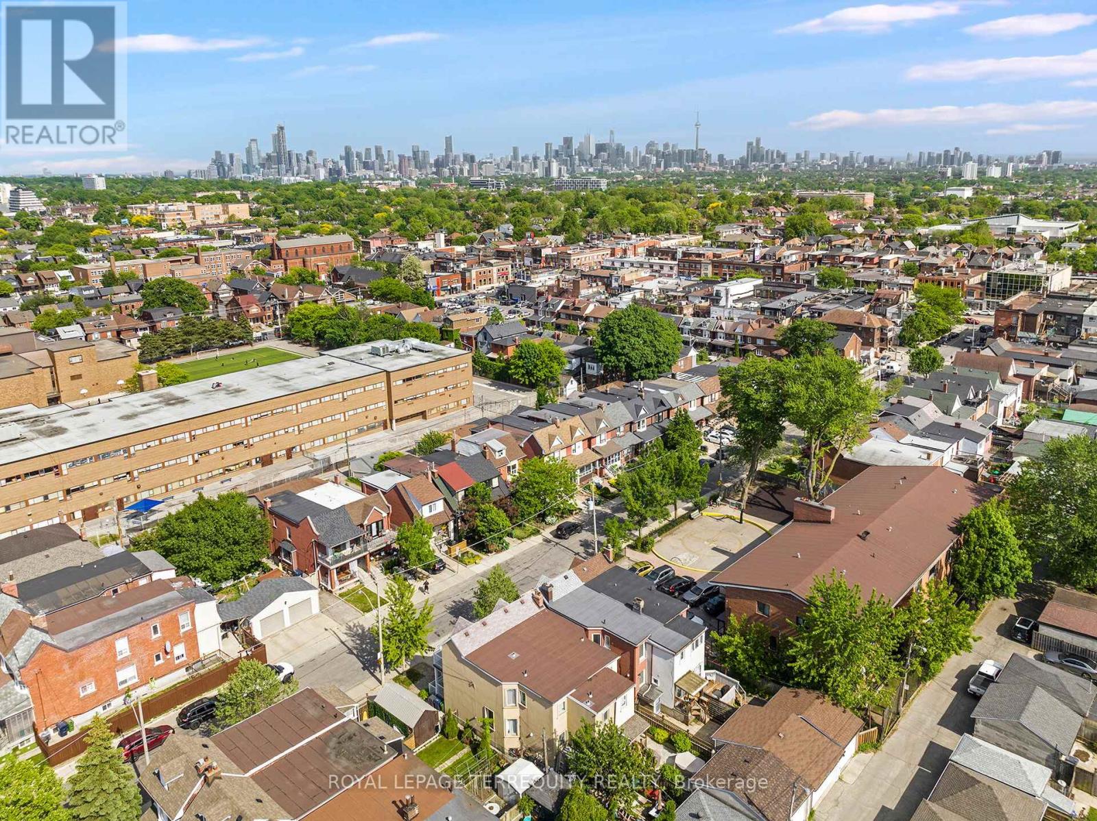 54 ST CLAIR GARDENS - 47