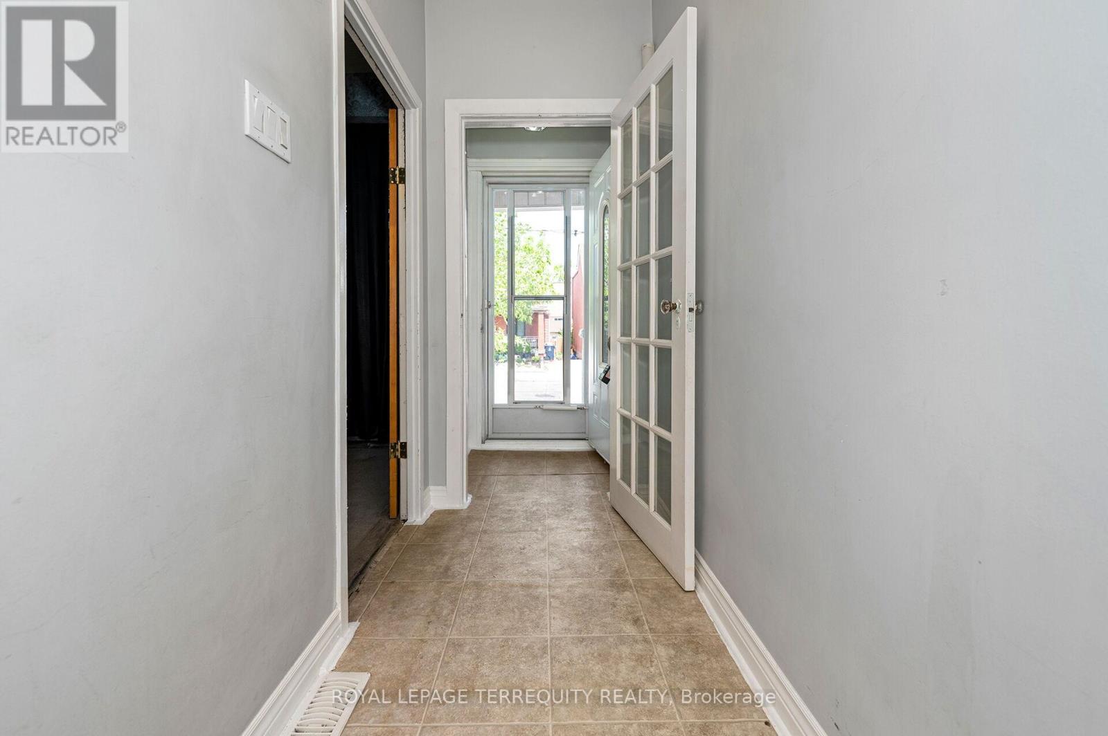 54 ST CLAIR GARDENS - 5