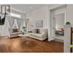 Bathroom - 231 Shinny Avenue, Ottawa, ON K2B0V9 Photo 7