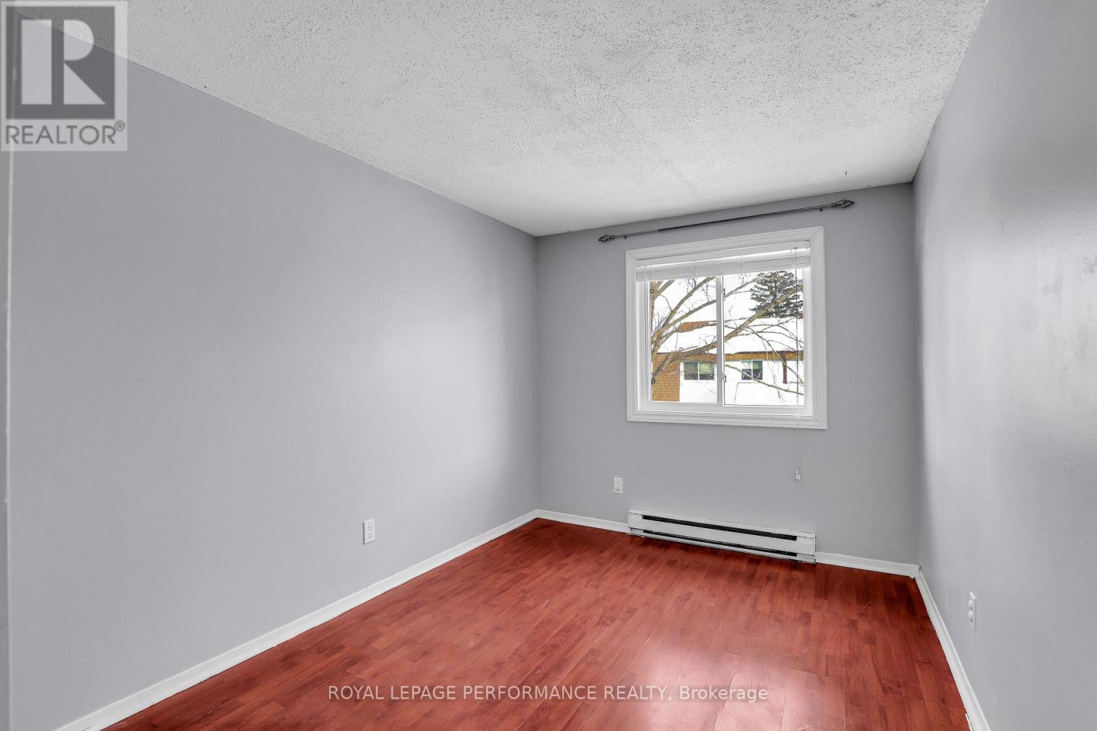 8D LOVELL LANE - 20