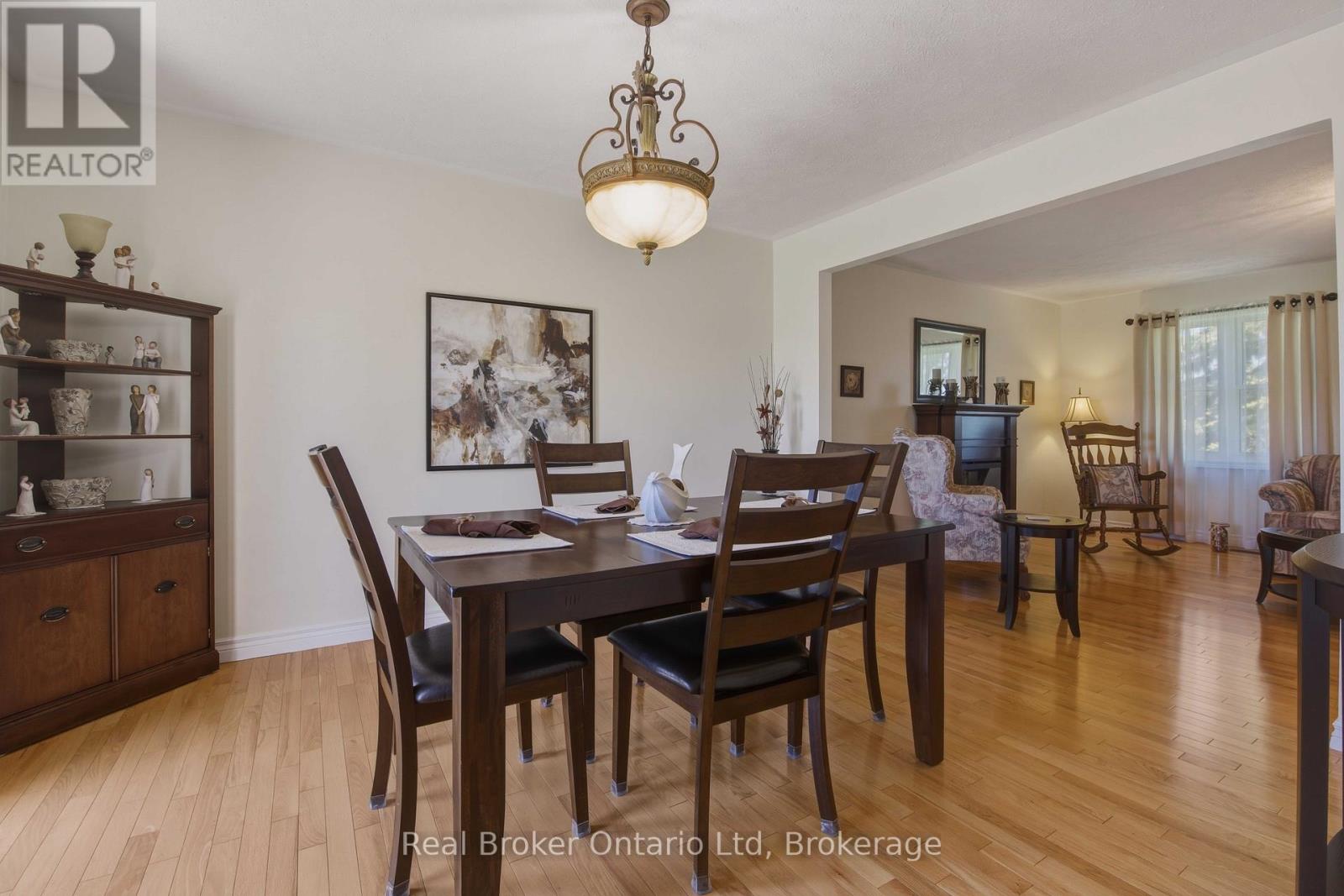 122318 GREY RD 5 - 10