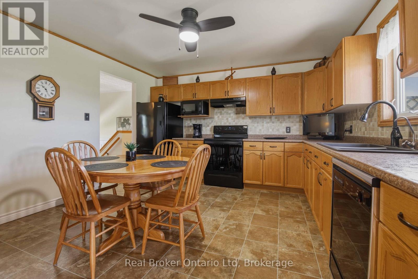 122318 GREY RD 5 - 14