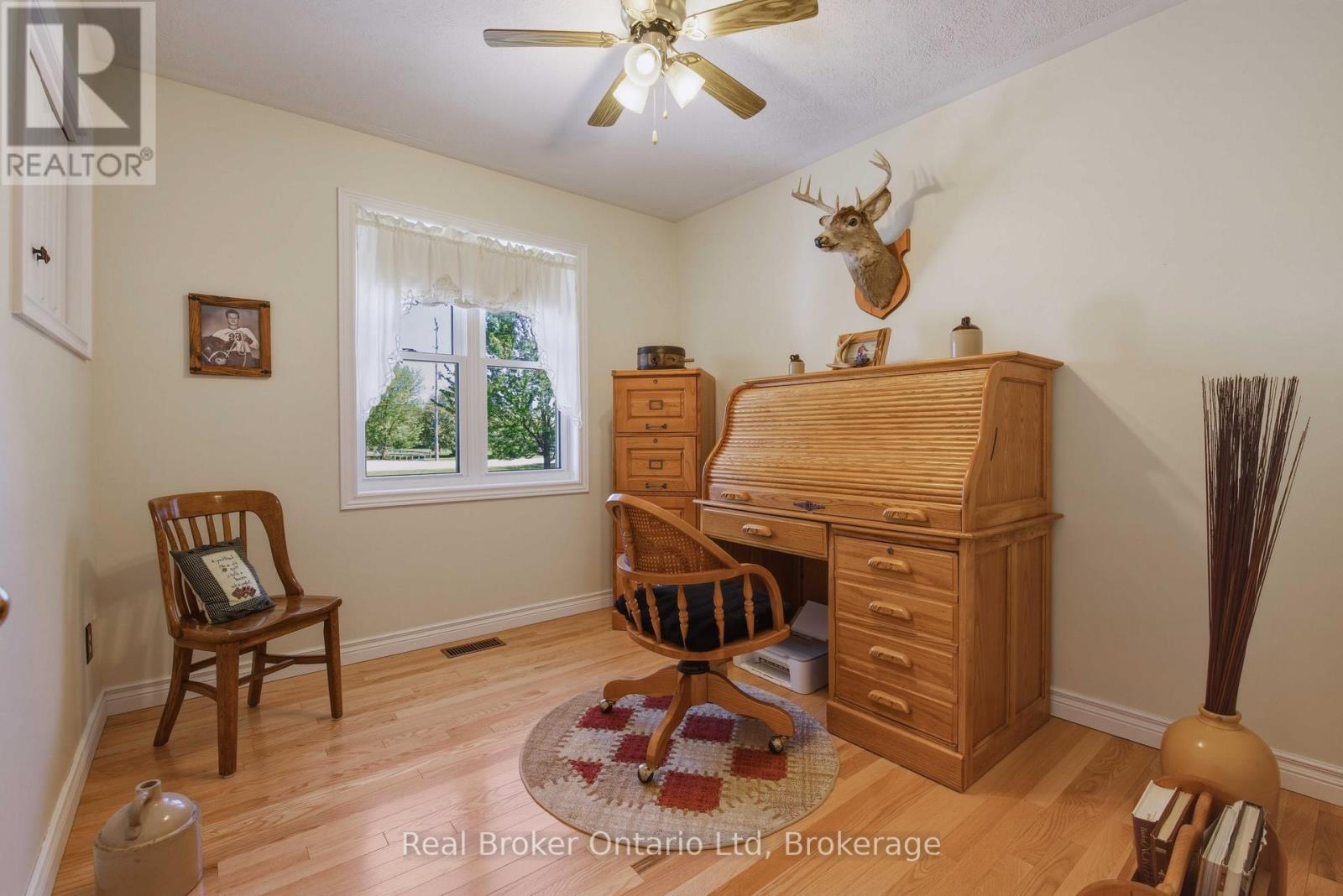 122318 GREY RD 5 - 21